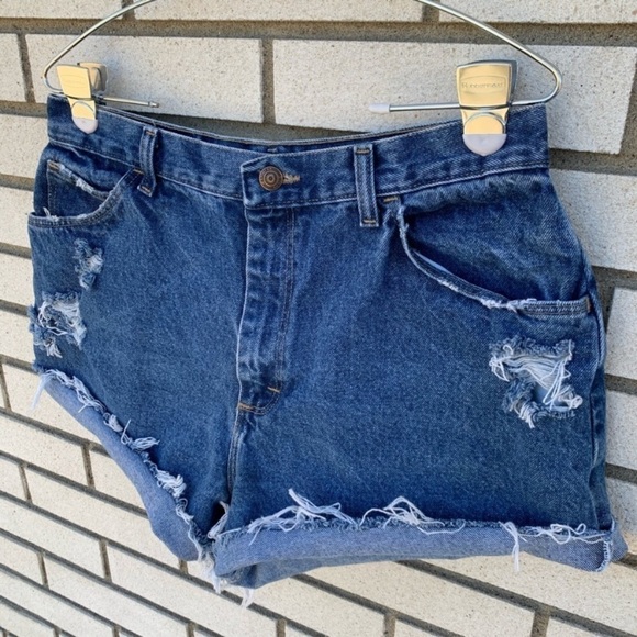 Vintage Gitano High Waisted Distressed Jean Shorts - Picture 3 of 8
